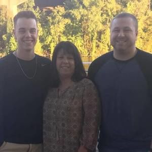 Meet your Posher, Sandy